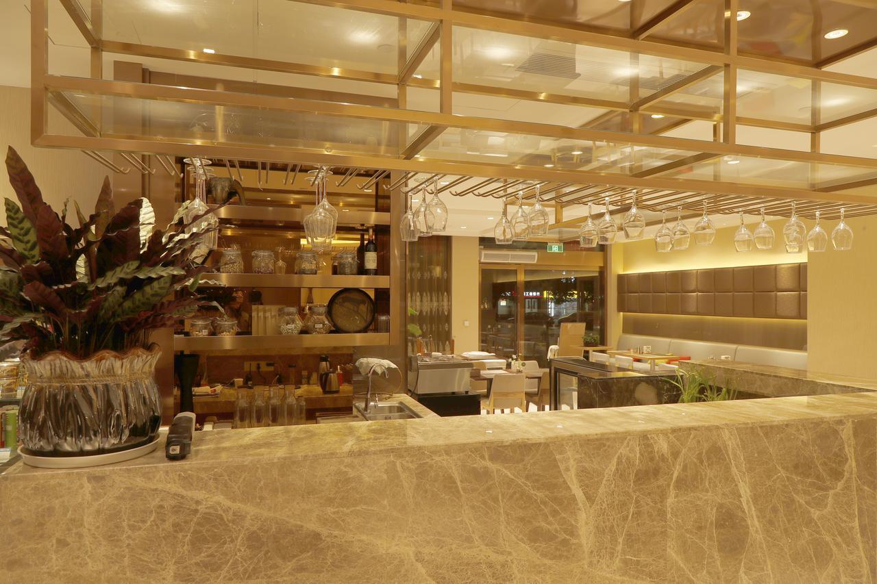 Metropolo, Nanjing, Hundred Lakes Nankin Extérieur photo